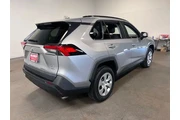 $26948 : Toyota RAV4 2021 AWD LE 4dr thumbnail