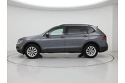 $15998 : Volkswagen Tiguan 2020 S 4dr thumbnail
