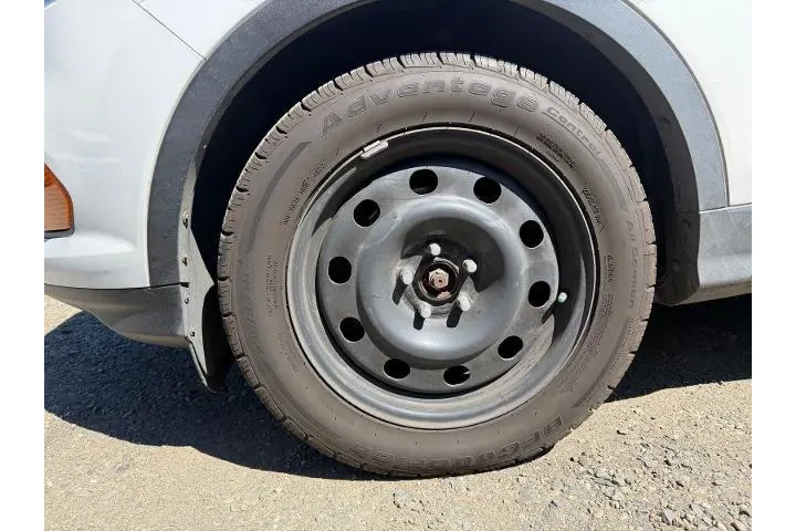 $7000 : Ford Escape 2017 S 4dr SUV image 9