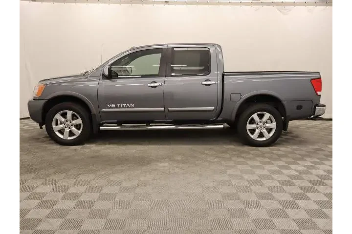 $14995 : Nissan Titan 2013 4x4 SV 4dr image 3