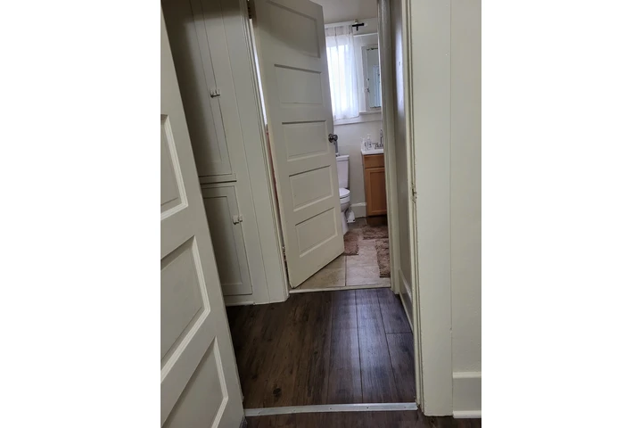 $1100 : SE RENTA HABITACION image 6