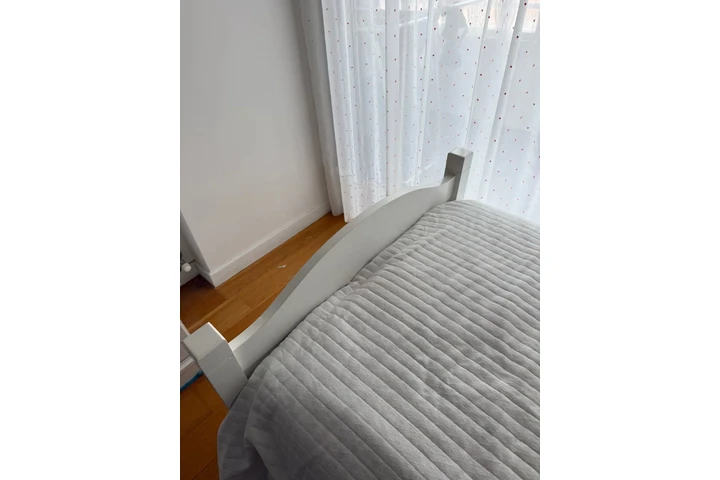 $190000 : Cama 1 plaza image 5