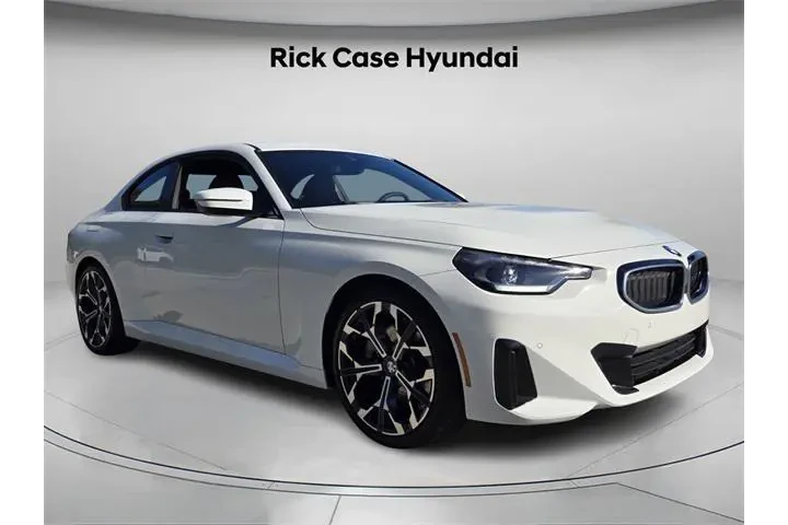 $35599 : BMW 2 Series 2025 230i 2dr C image 9