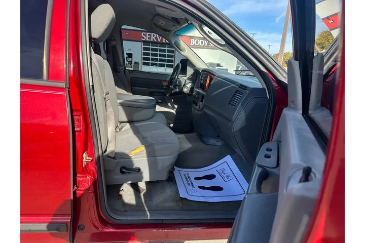 $4450 : 2006 Ram 1500 4dr Quad Cab 14 image 9