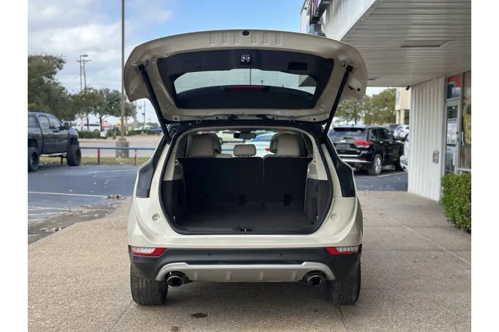 $15999 : 2018 MKC Reserve image 10