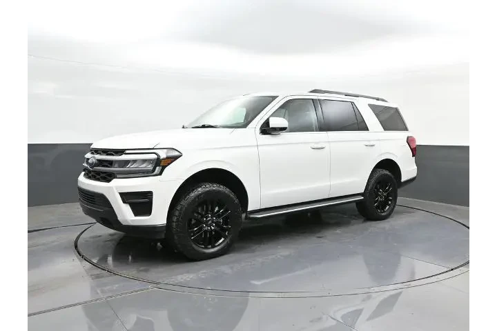 $39980 : Ford Expedition 2022 4x4 XLT image 1