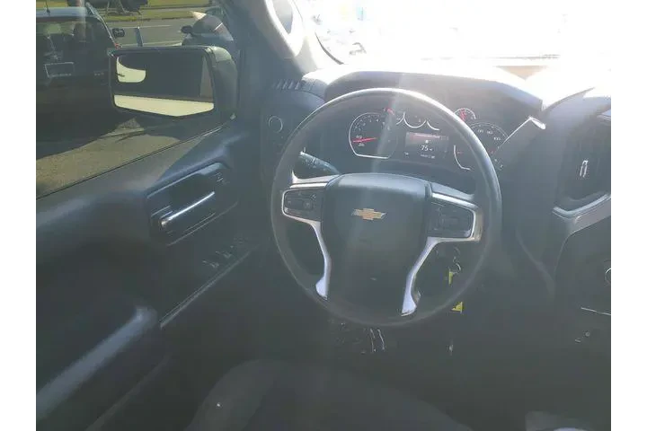 $25892 : Chevrolet Silverado 1500 202 image 8