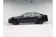 $22998 : Nissan Altima 2022 2.5 SR 4d thumbnail
