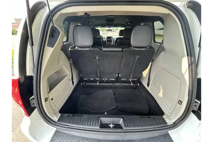 $8990 : 2017 Grand Caravan SXT image 7