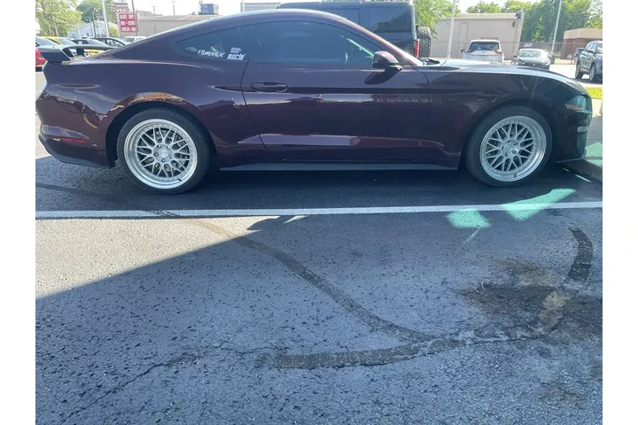 $15915 : Ford Mustang 2018 EcoBoost 2 image 8