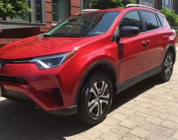 $14900 : 2017 Toyota RAV4 LE image 1