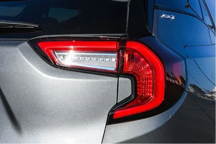 $23788 : GMC Terrain 2024 AWD SLT 4dr image 8