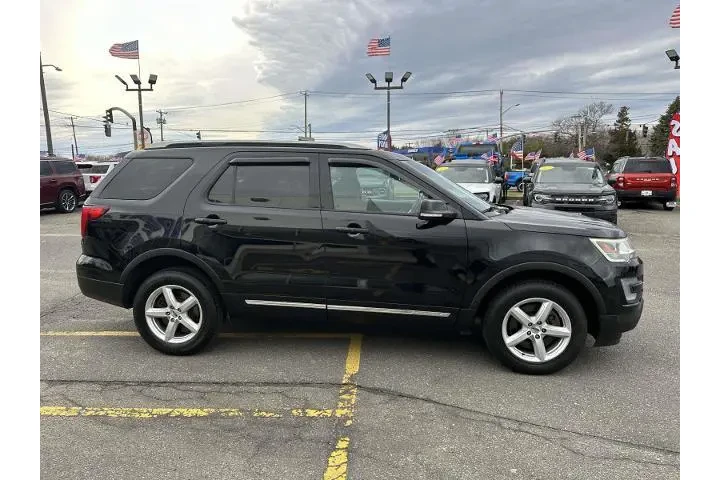 $13495 : Ford Explorer 2017 AWD XLT 4 image 5