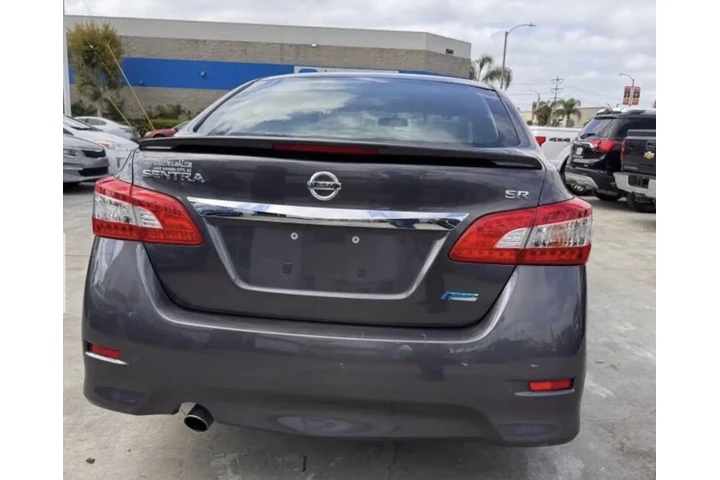 $5000 : Vendo Nissan Sentra 2014 SR image 1