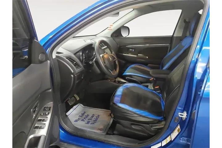 $12961 : Mitsubishi Outlander Sport 2 image 9