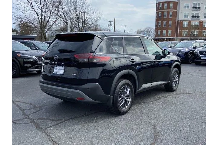 Nissan Rogue 2023 AWD S 4dr image 4