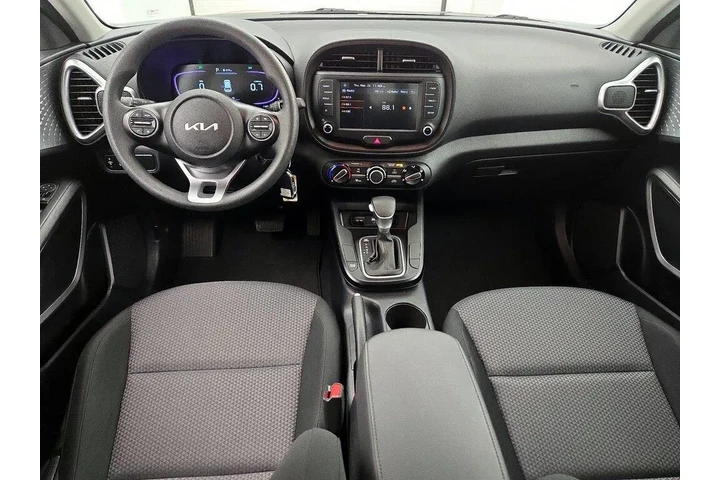 $19998 : Kia Soul 2025 LX 4dr Crossov image 9