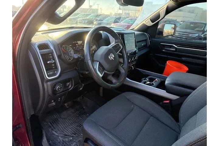 $30000 : Ram 1500 2022 4x4 Big Horn 4 image 9