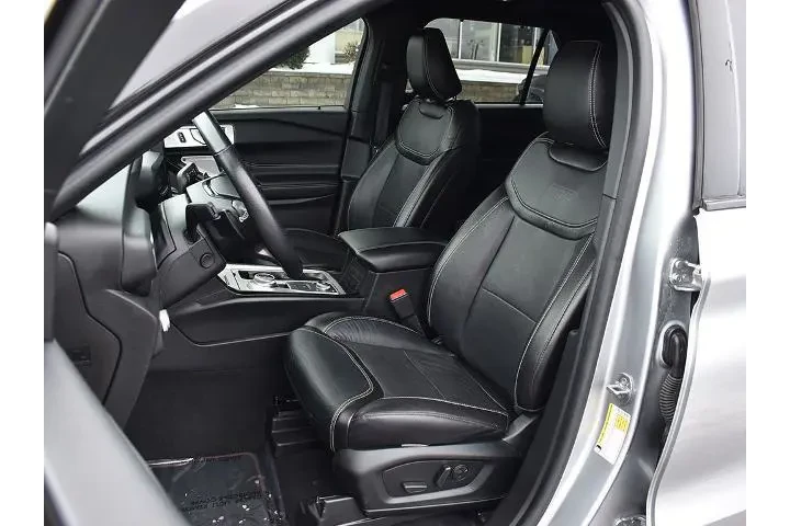 $38995 : Ford Explorer 2022 AWD ST 4d image 5