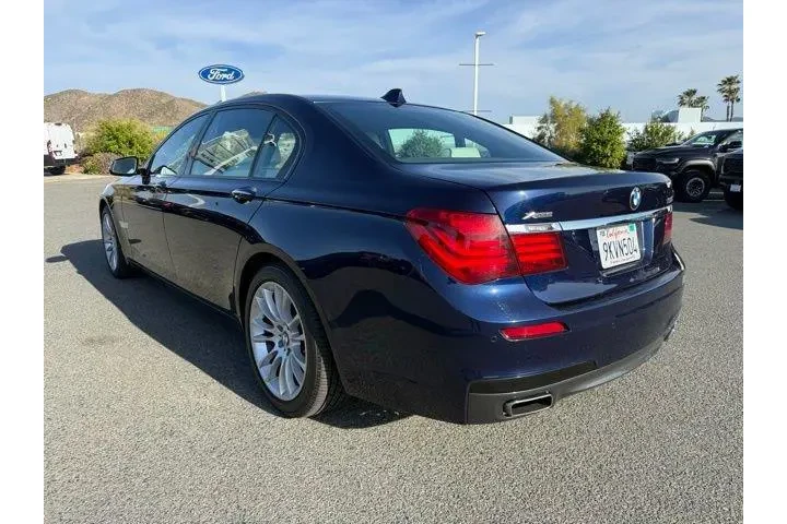 $18040 : BMW 7 Series 2015 AWD 750Li image 2