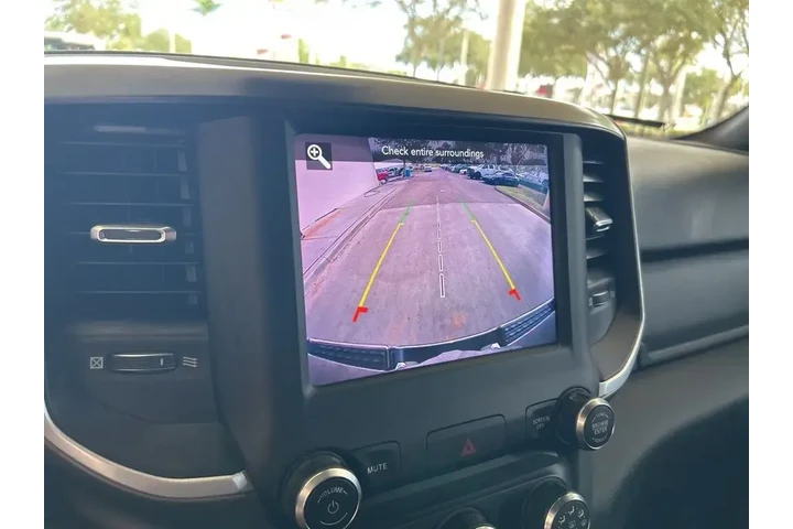 $25832 : Ram 1500 2021 4x2 Big Horn 4 image 9