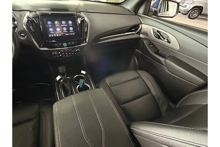 $25564 : Chevrolet Traverse 2023 LT L image 9