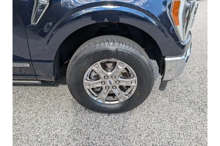 $37500 : Ford F-150 2022 4x4 Lariat 4 image 10