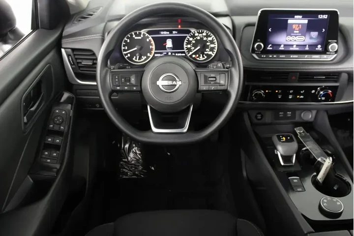 $22149 : Nissan Rogue 2024 AWD S 4dr image 4