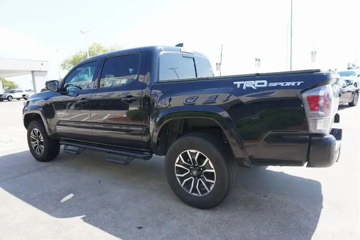 $28988 : Toyota Tacoma 2023 4x2 TRD O image 4