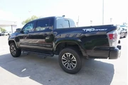 $28988 : Toyota Tacoma 2023 4x2 TRD O thumbnail