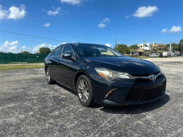 $1500 : Vendo Auto Toyota Camry image 2