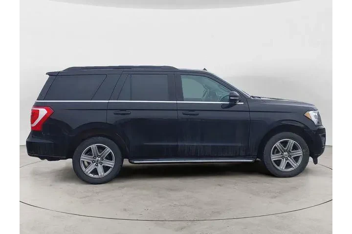 $33988 : Ford Expedition 2019 4x4 XLT image 6