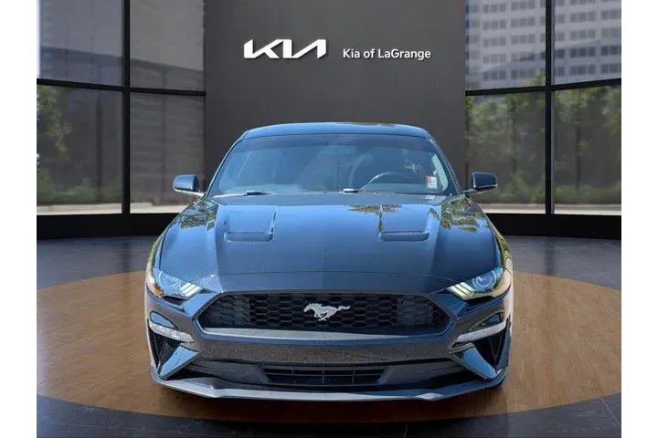 Ford Mustang 2020 EcoBoost 2 image 2
