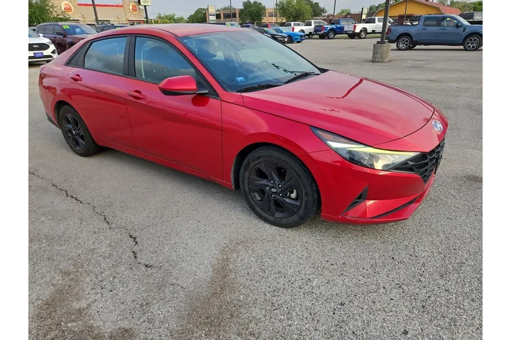 $17783 : Hyundai ELANTRA 2021 SEL 4dr image 10