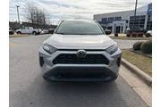 $20330 : Toyota RAV4 2021 LE 4dr SUV thumbnail