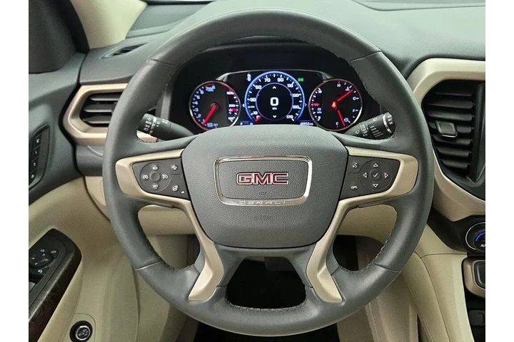 $34998 : GMC Acadia 2023 4x4 Denali 4 image 10