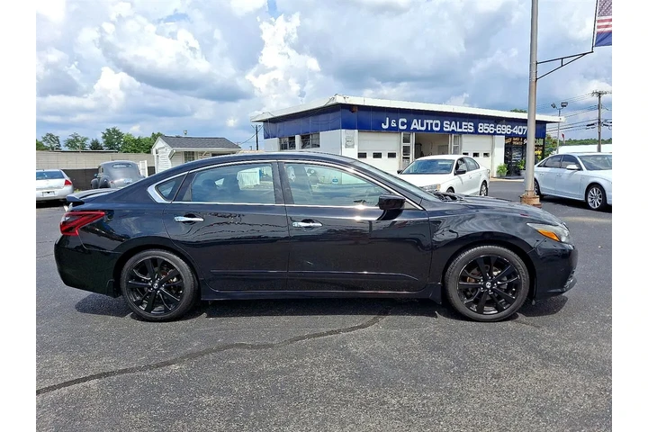 $14500 : 2017 Altima 2.5 S image 7