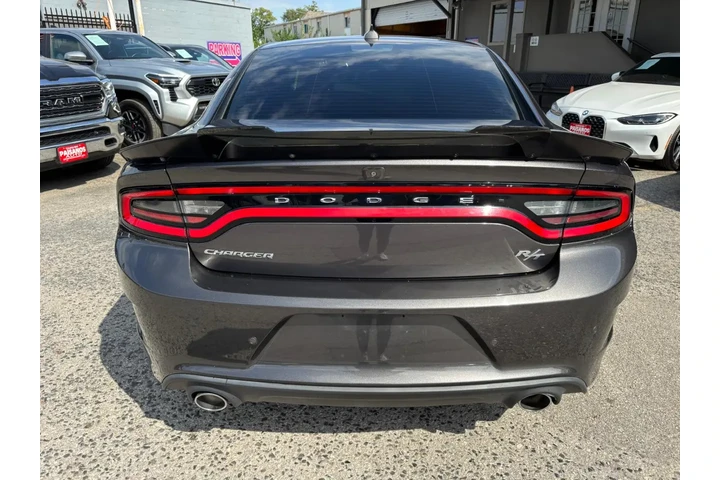 2020 Charger R/T RWD image 5