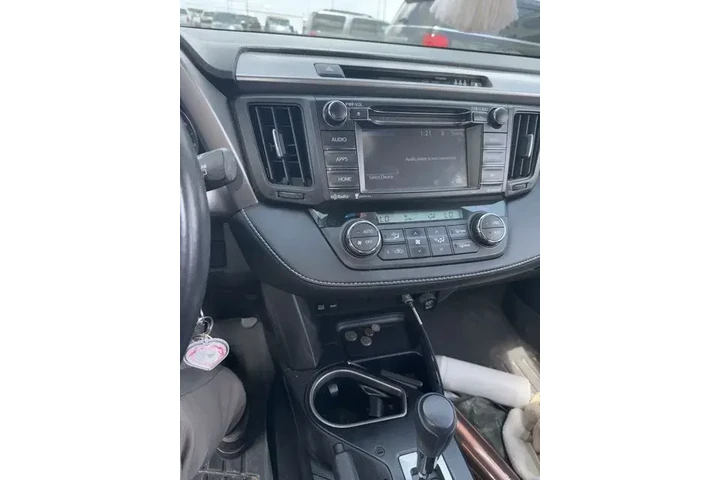 $17555 : Toyota RAV4 2017 XLE 4dr SUV image 5