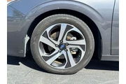 $19995 : Subaru Legacy 2020 AWD Limit thumbnail