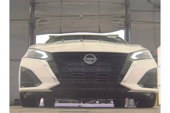 $25999 : Nissan Altima 2023 2.5 SL 4d image 3