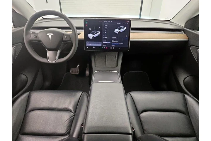 $24998 : Tesla Model Y 2021 AWD Long image 9