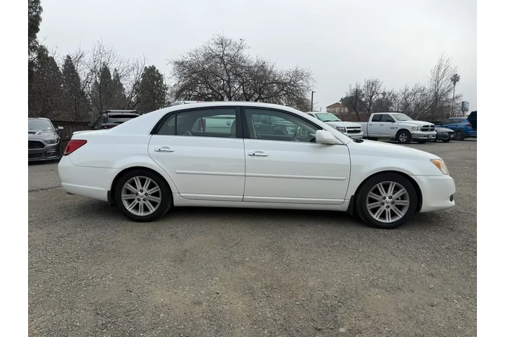 $9000 : Toyota Avalon 2008 Limited 4 image 6
