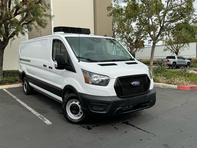 2021 Transit 150 Van Low Roof image 3