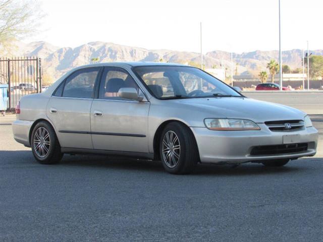 $5995 : 2000 Accord LX image 1