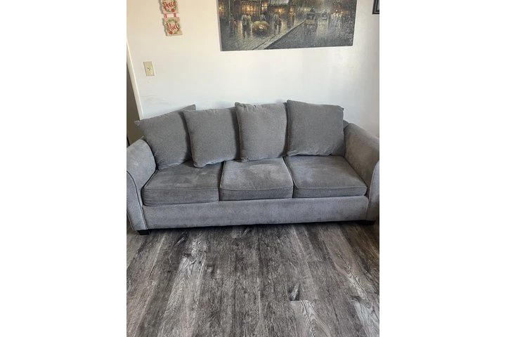 $200 : Sofa cama image 2
