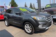 $9995 : 2017 Escape SE thumbnail