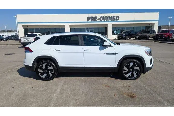 $28495 : Volkswagen Atlas Cross Sport image 2