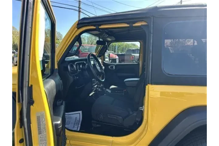$23990 : Jeep Wrangler 2019 4x4 Sport image 10