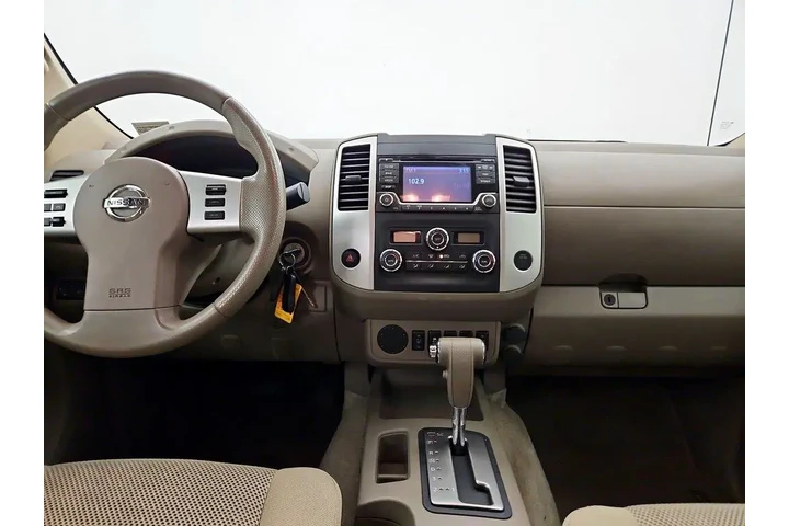 $17998 : Nissan Frontier 2015 4x2 SV image 9